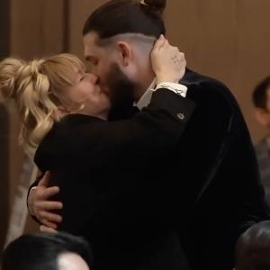 2025 MVP 폰세의 품격💕(feat. 아내 엠마)